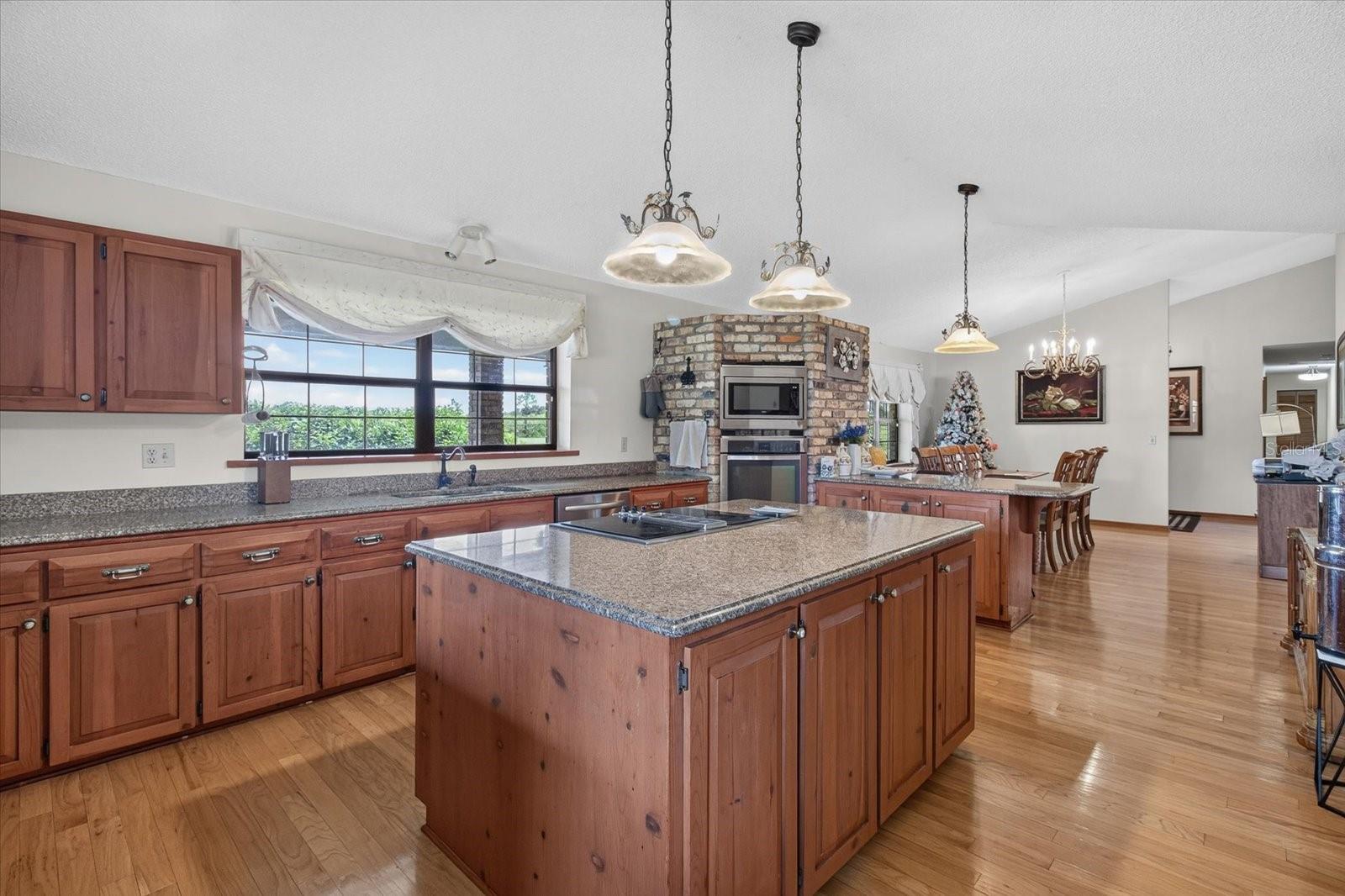 9229 FORT KING RD