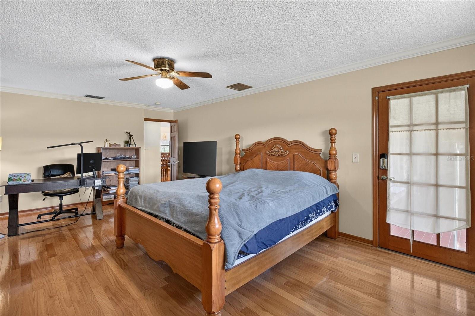 9229 FORT KING RD