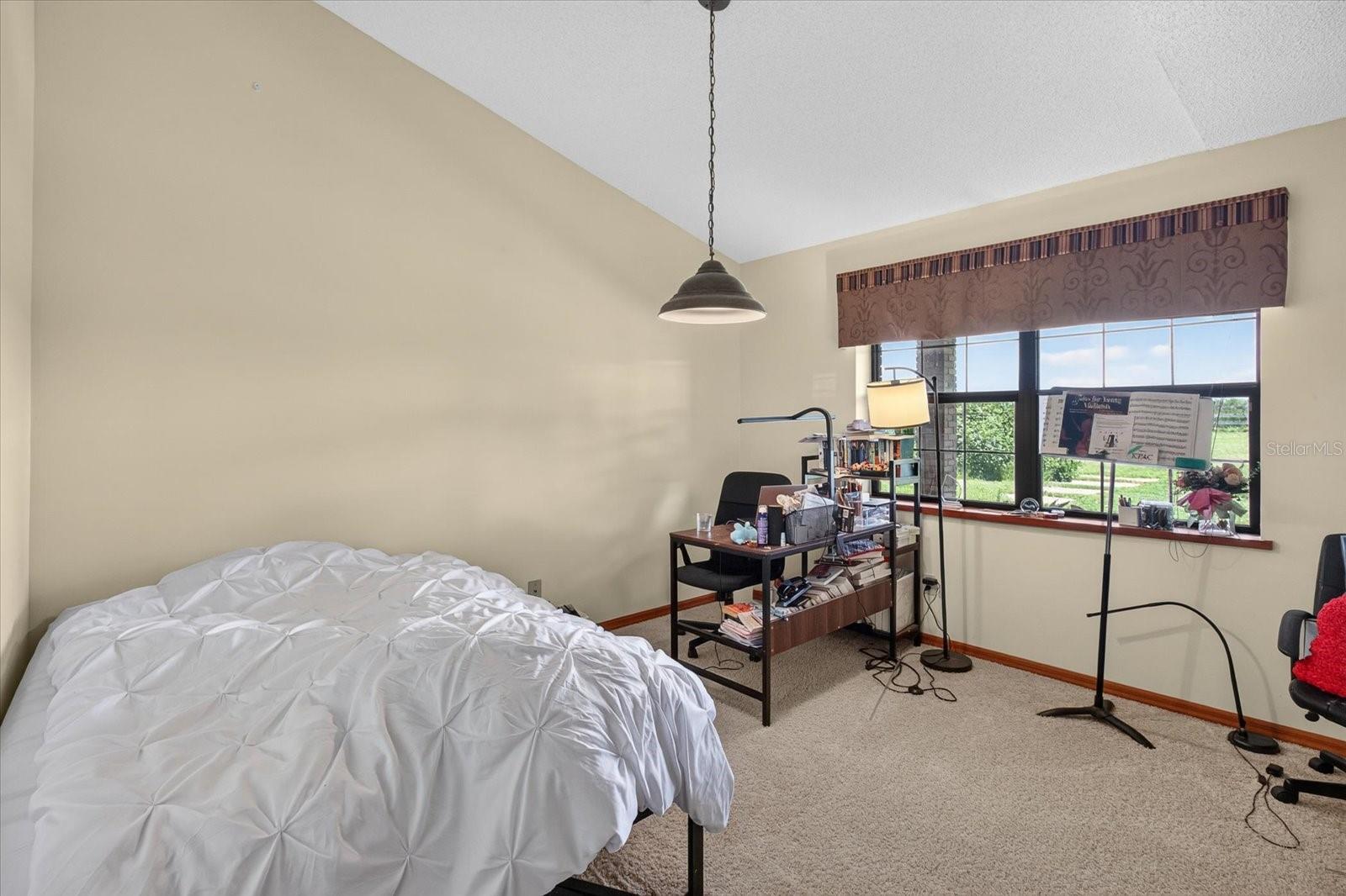 9229 FORT KING RD