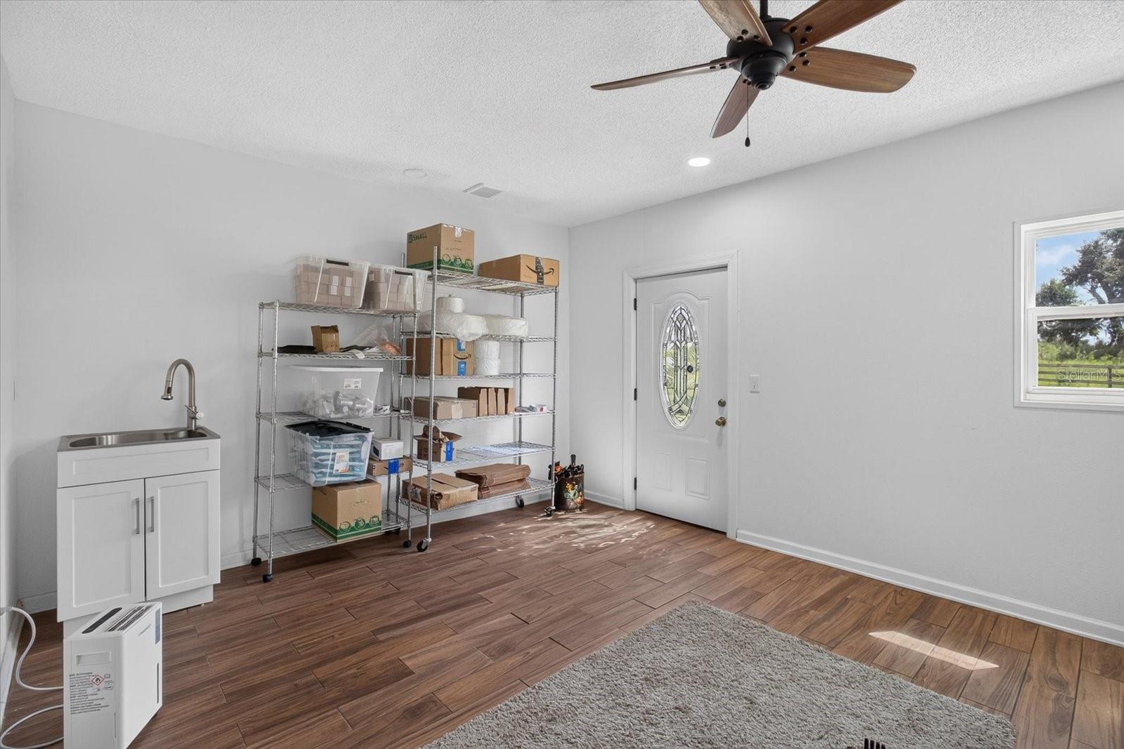 9229 FORT KING RD