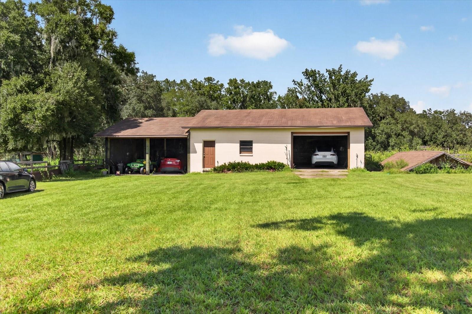9229 FORT KING RD