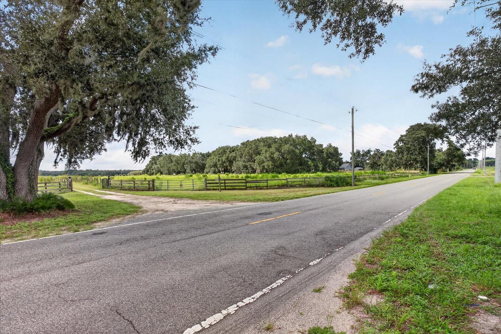 9229 FORT KING RD