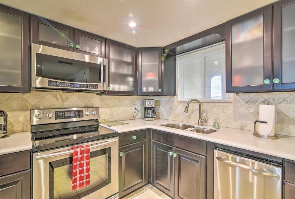 6009 SEA RANCH DR #302