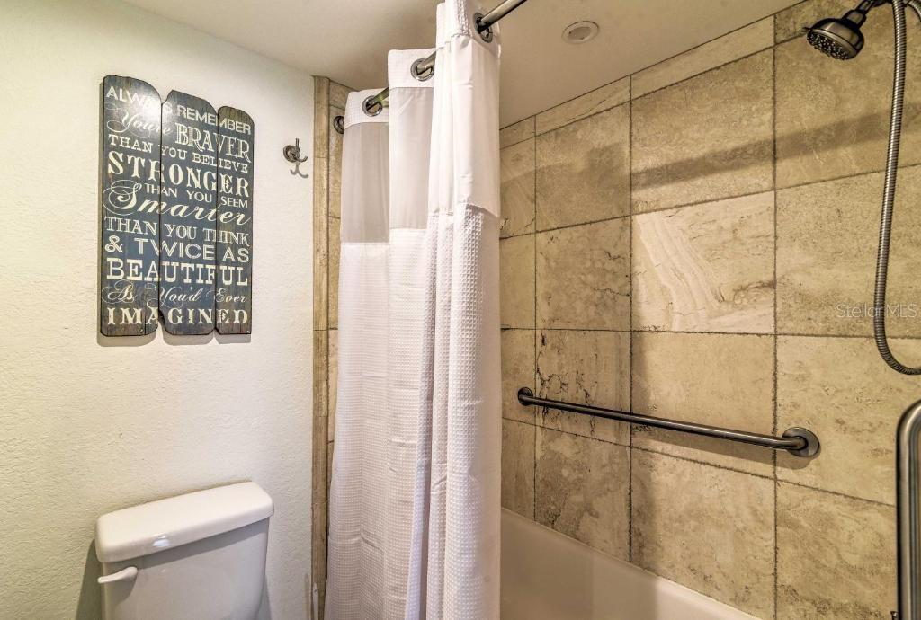 6009 SEA RANCH DR #302