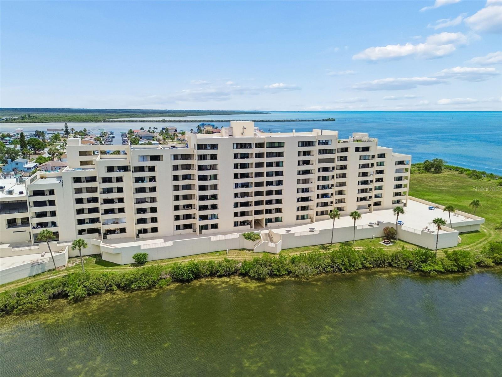 6009 SEA RANCH DR #302