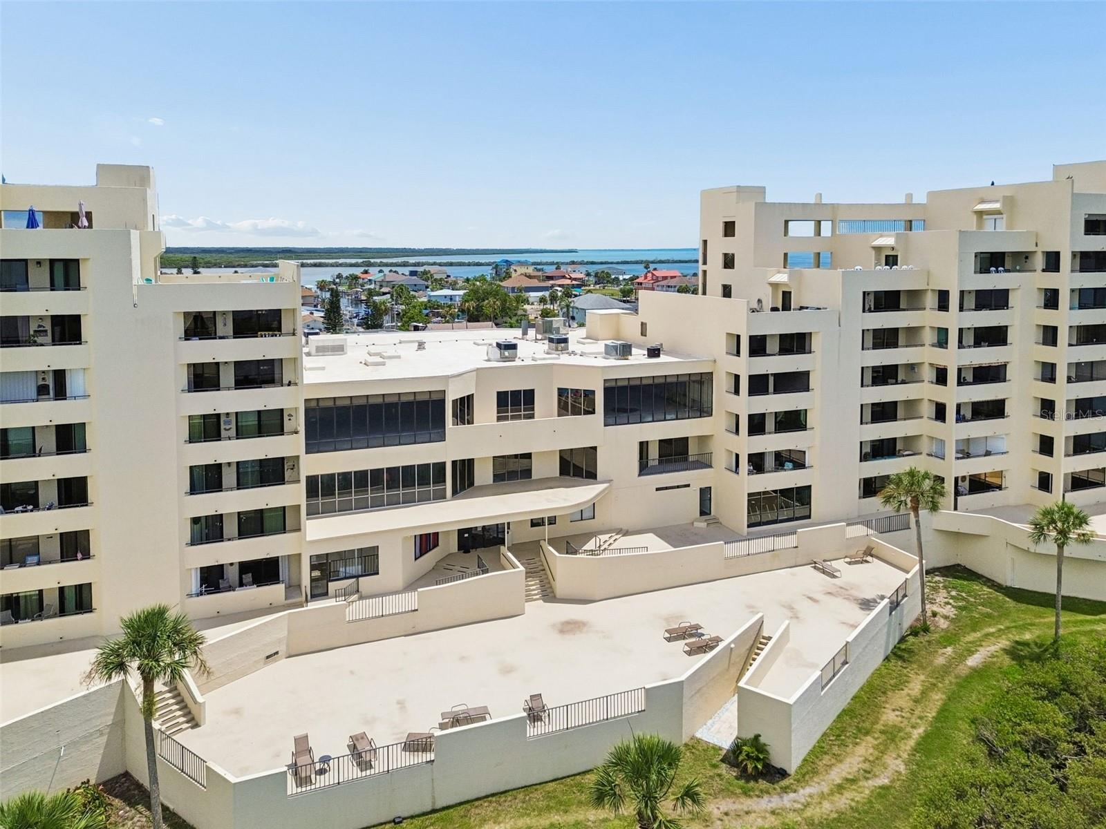 6009 SEA RANCH DR #302