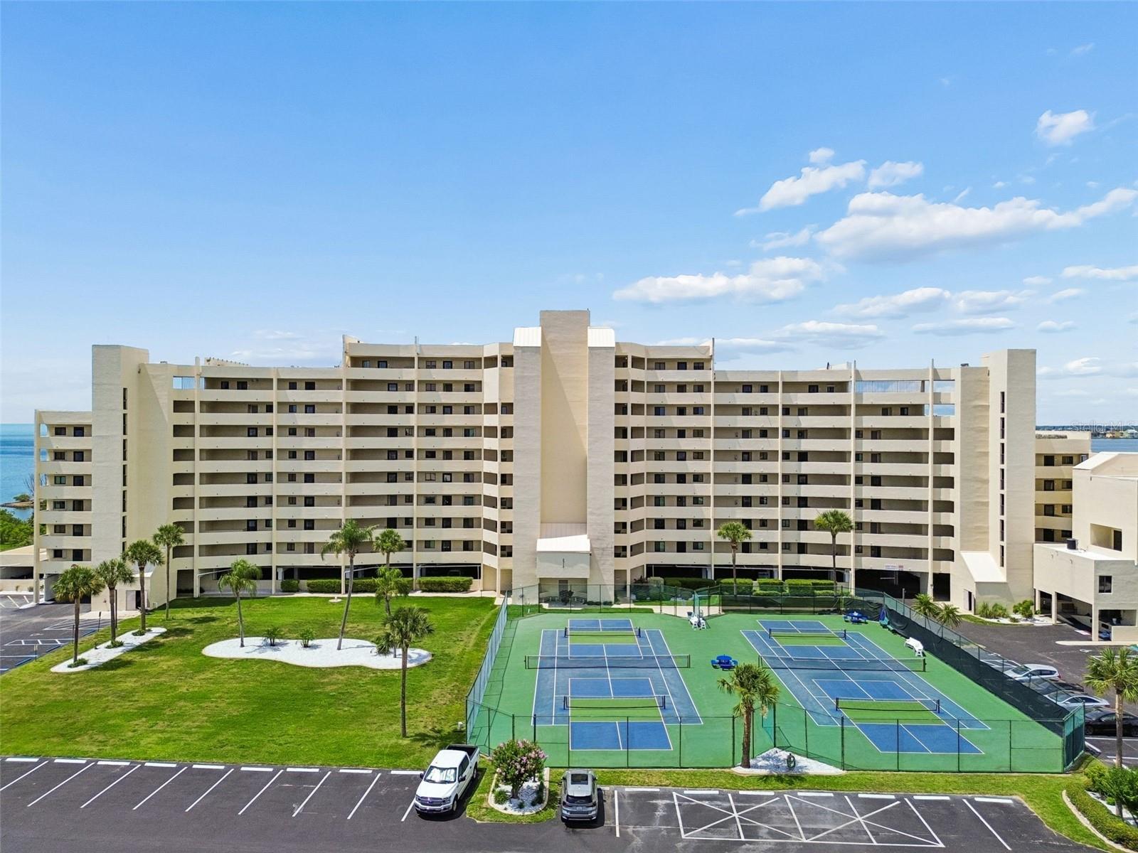 6009 SEA RANCH DR #302