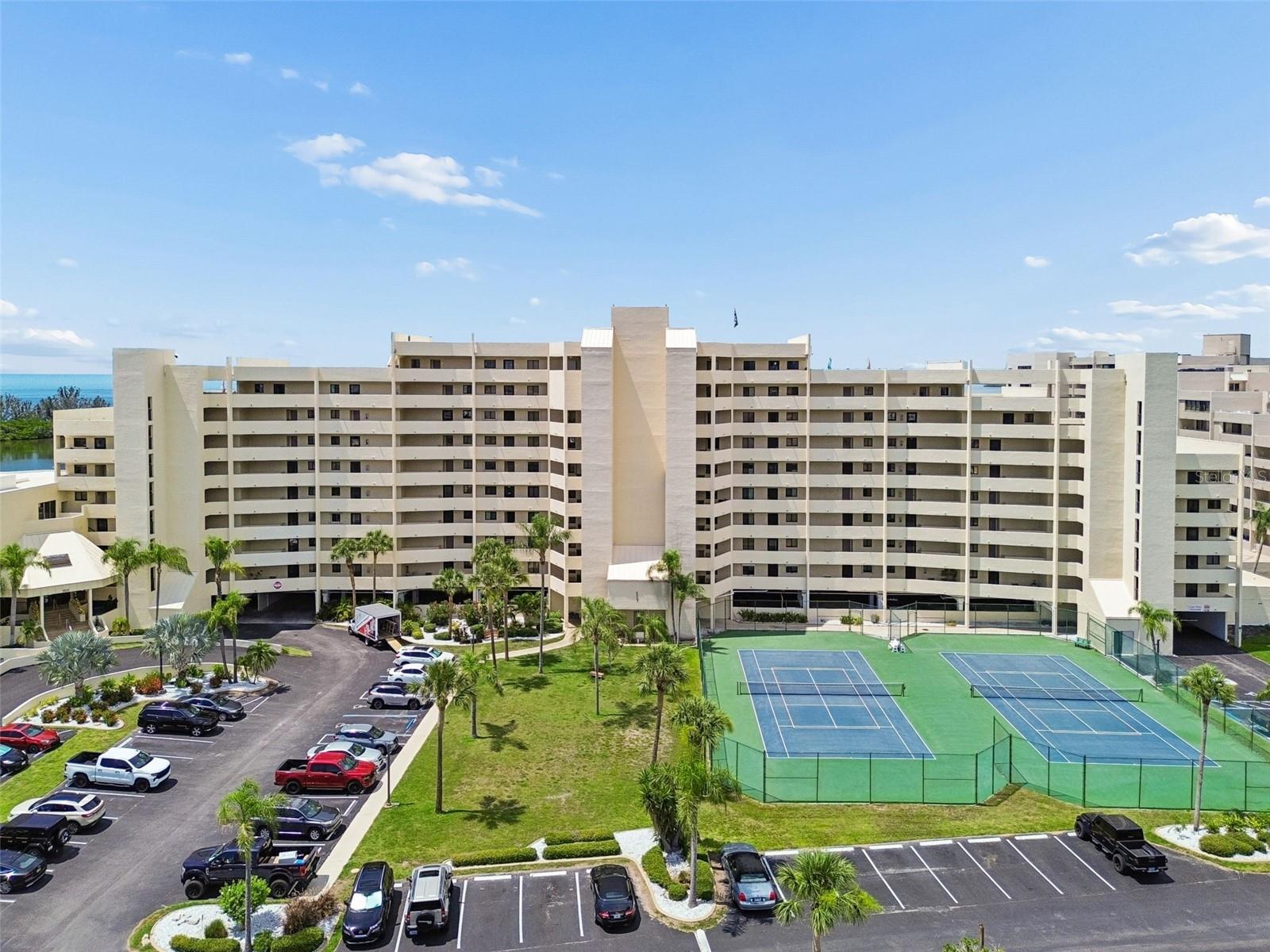 6009 SEA RANCH DR #302