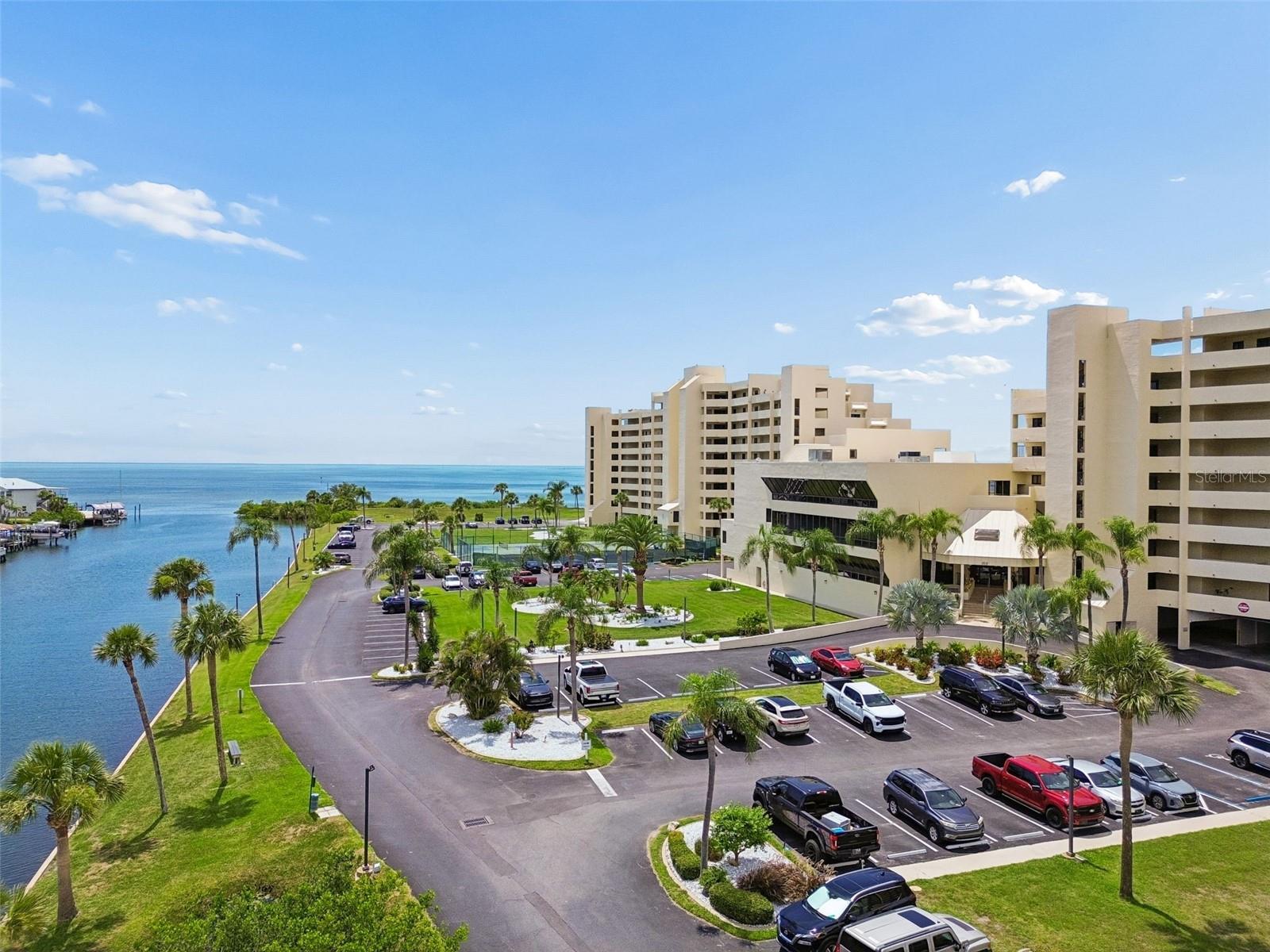 6009 SEA RANCH DR #302