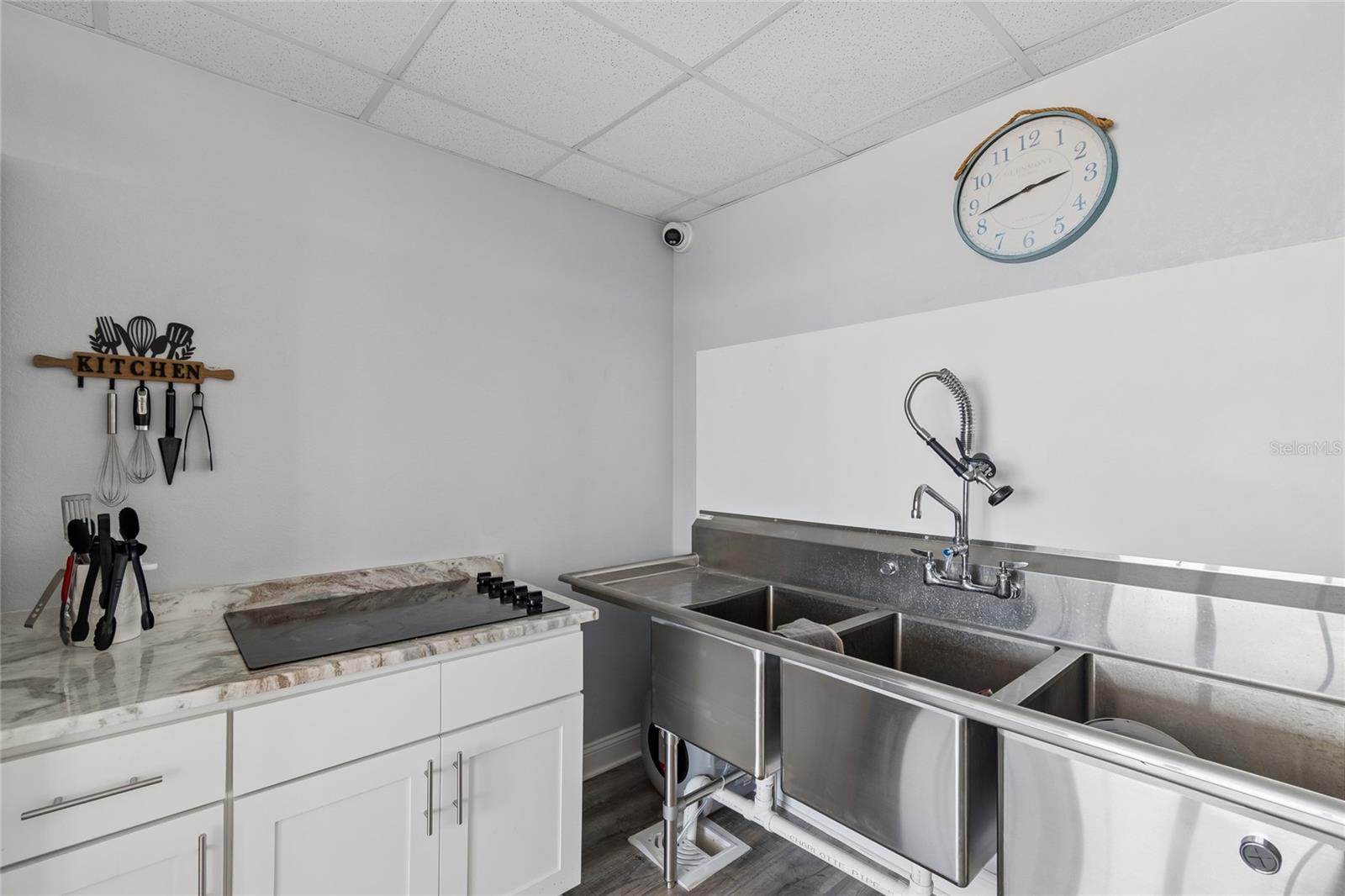 6009 SEA RANCH DR #302