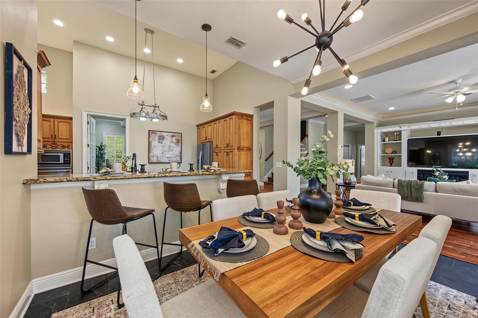 3143 PINEVIEW DR