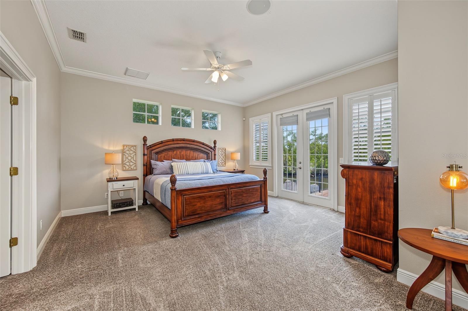 3143 PINEVIEW DR