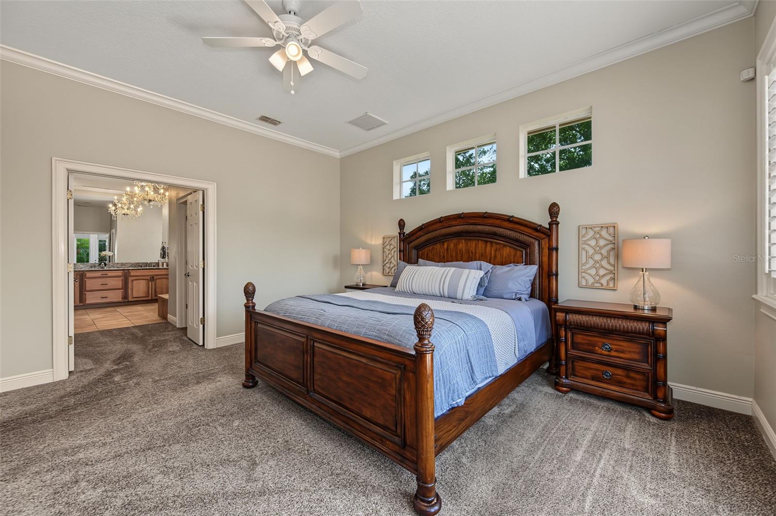 3143 PINEVIEW DR