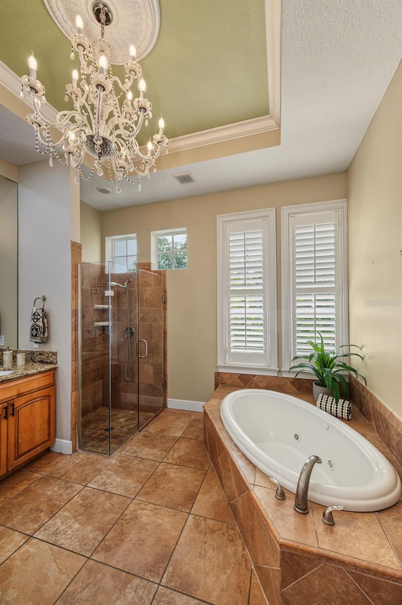 3143 PINEVIEW DR