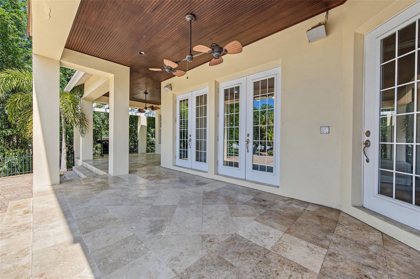 3143 PINEVIEW DR