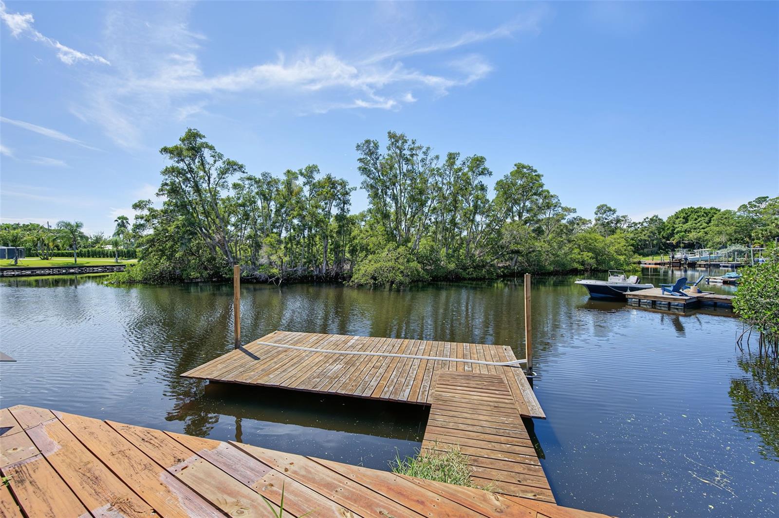 3143 PINEVIEW DR