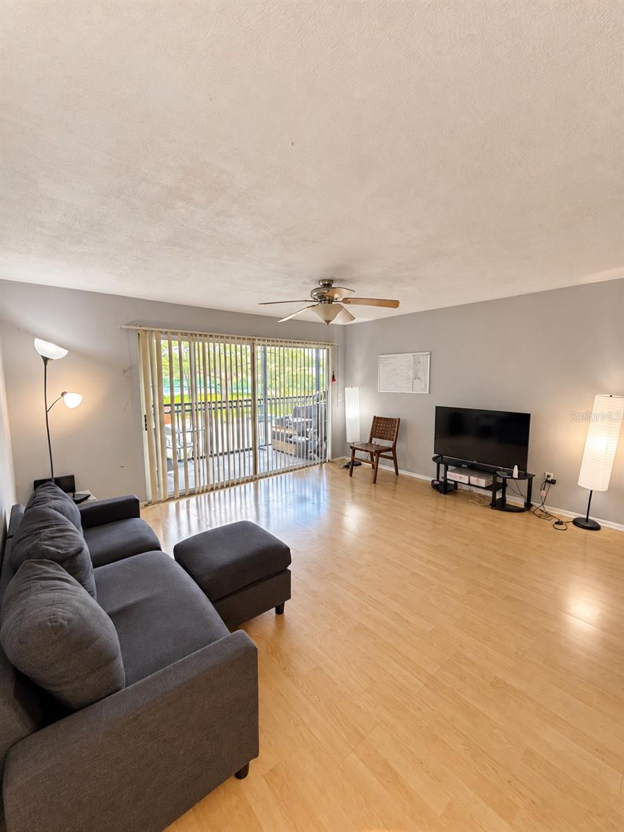 4209 WINDING MOSS TRL #201