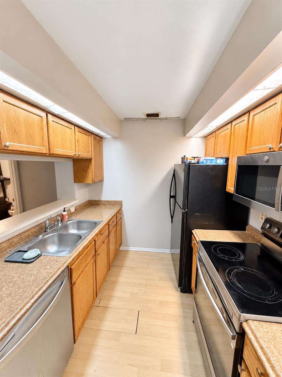 4209 WINDING MOSS TRL #201