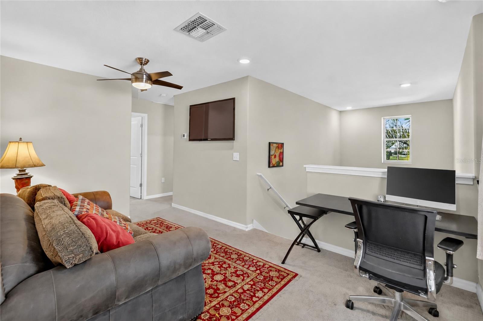 5111 WHITE CHICORY DR