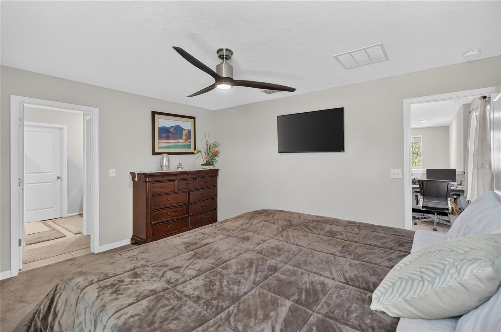 5111 WHITE CHICORY DR
