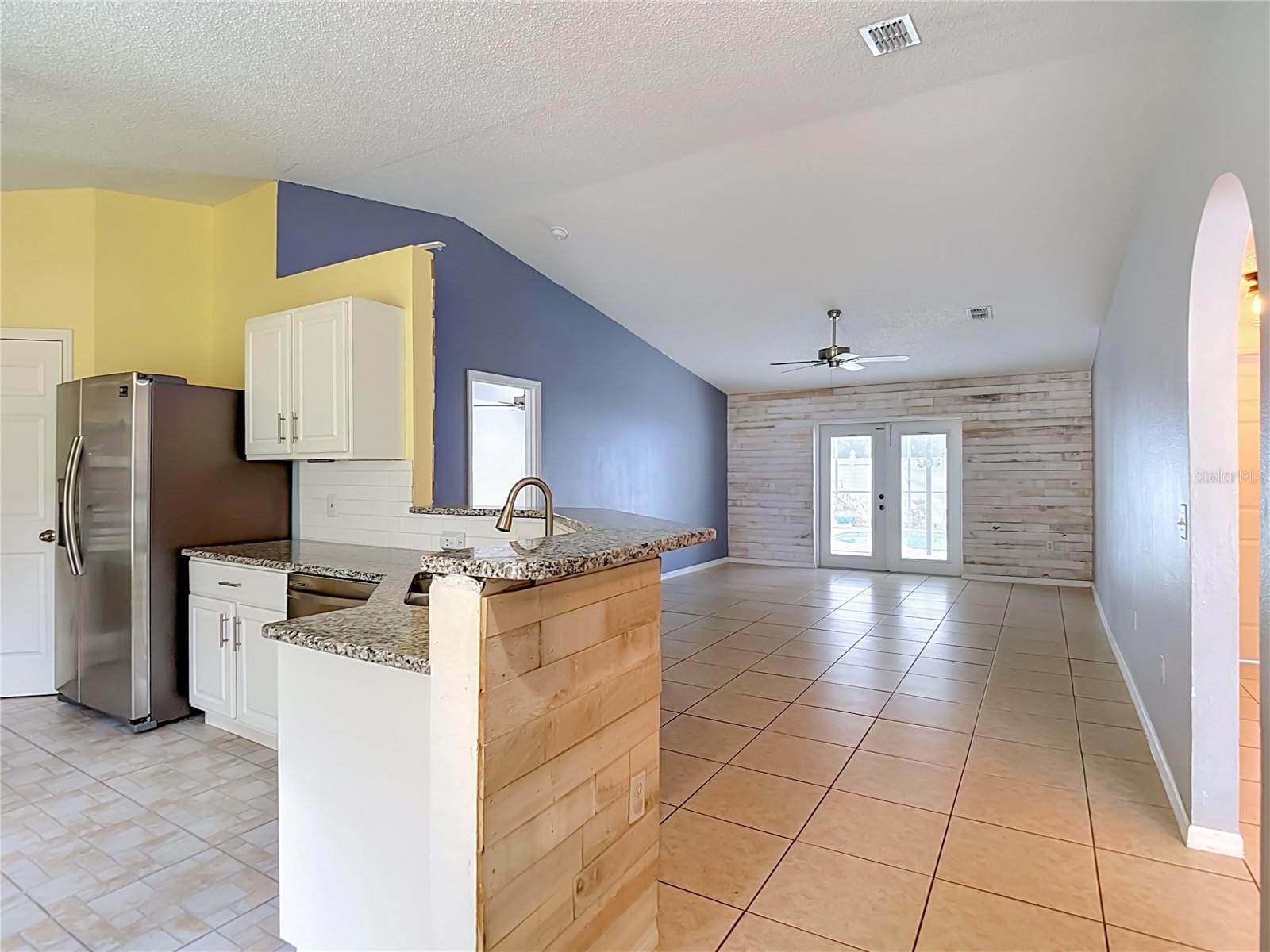 12730 KINGS LAKE DR