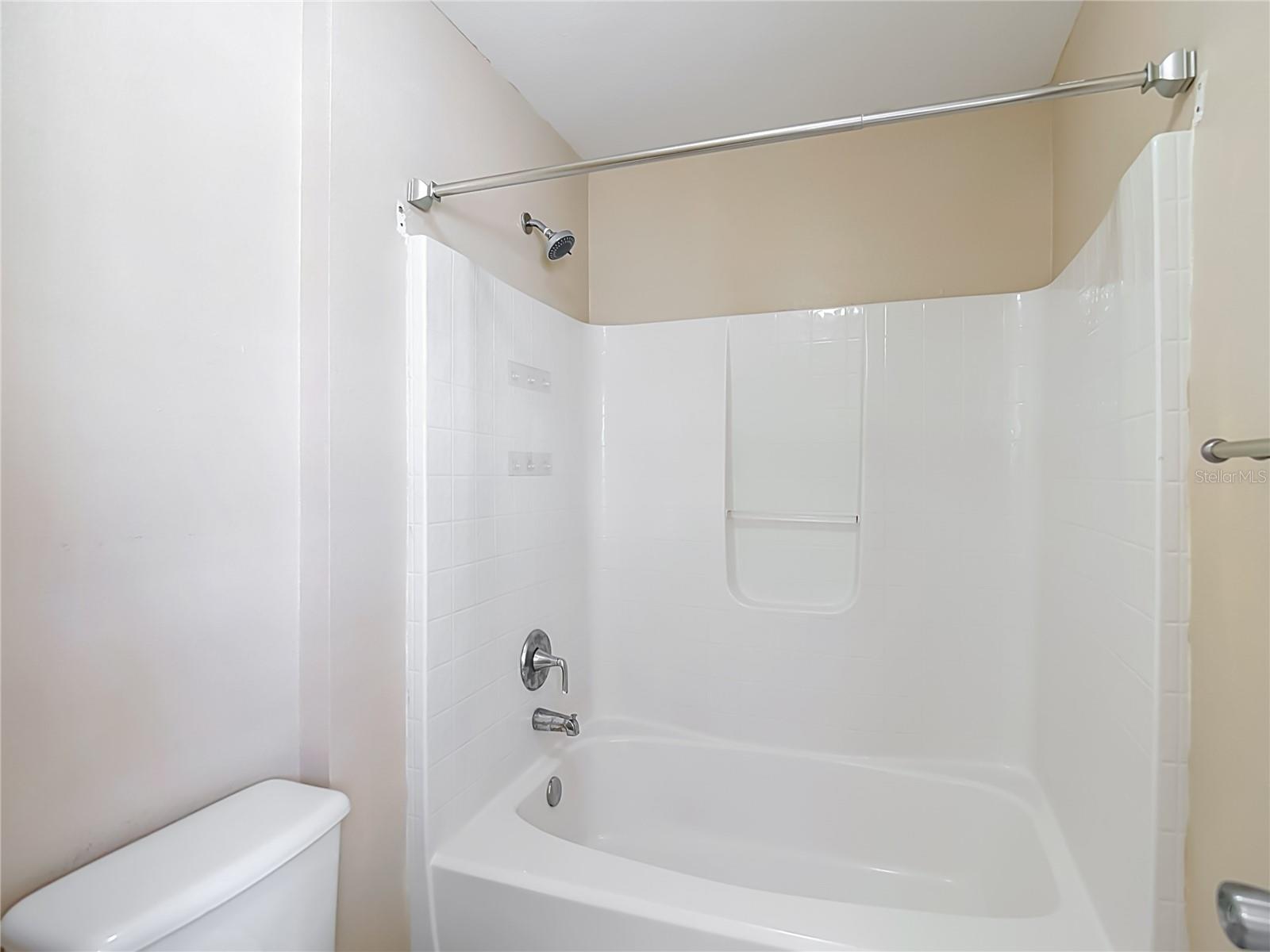 12730 KINGS LAKE DR