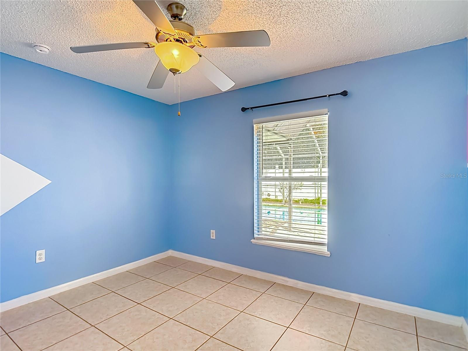 12730 KINGS LAKE DR