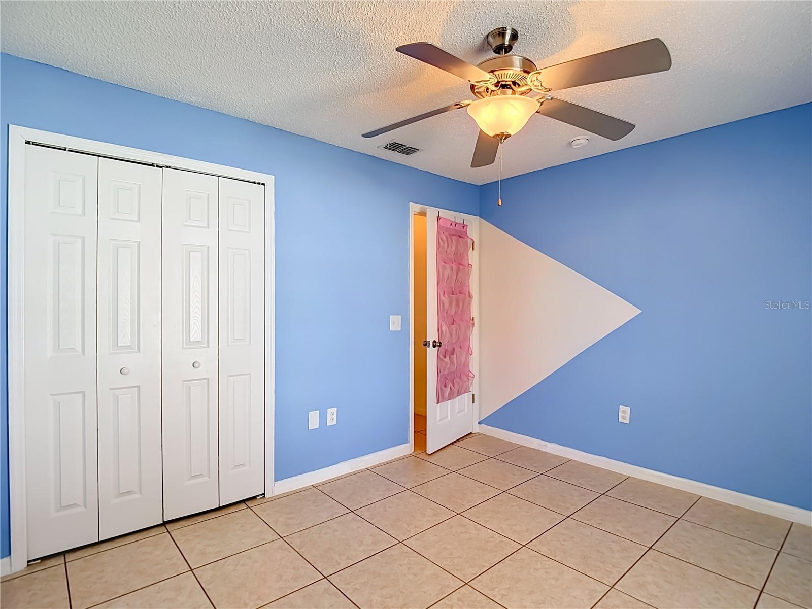 12730 KINGS LAKE DR