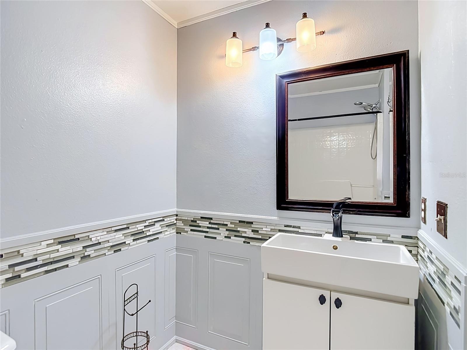 12730 KINGS LAKE DR