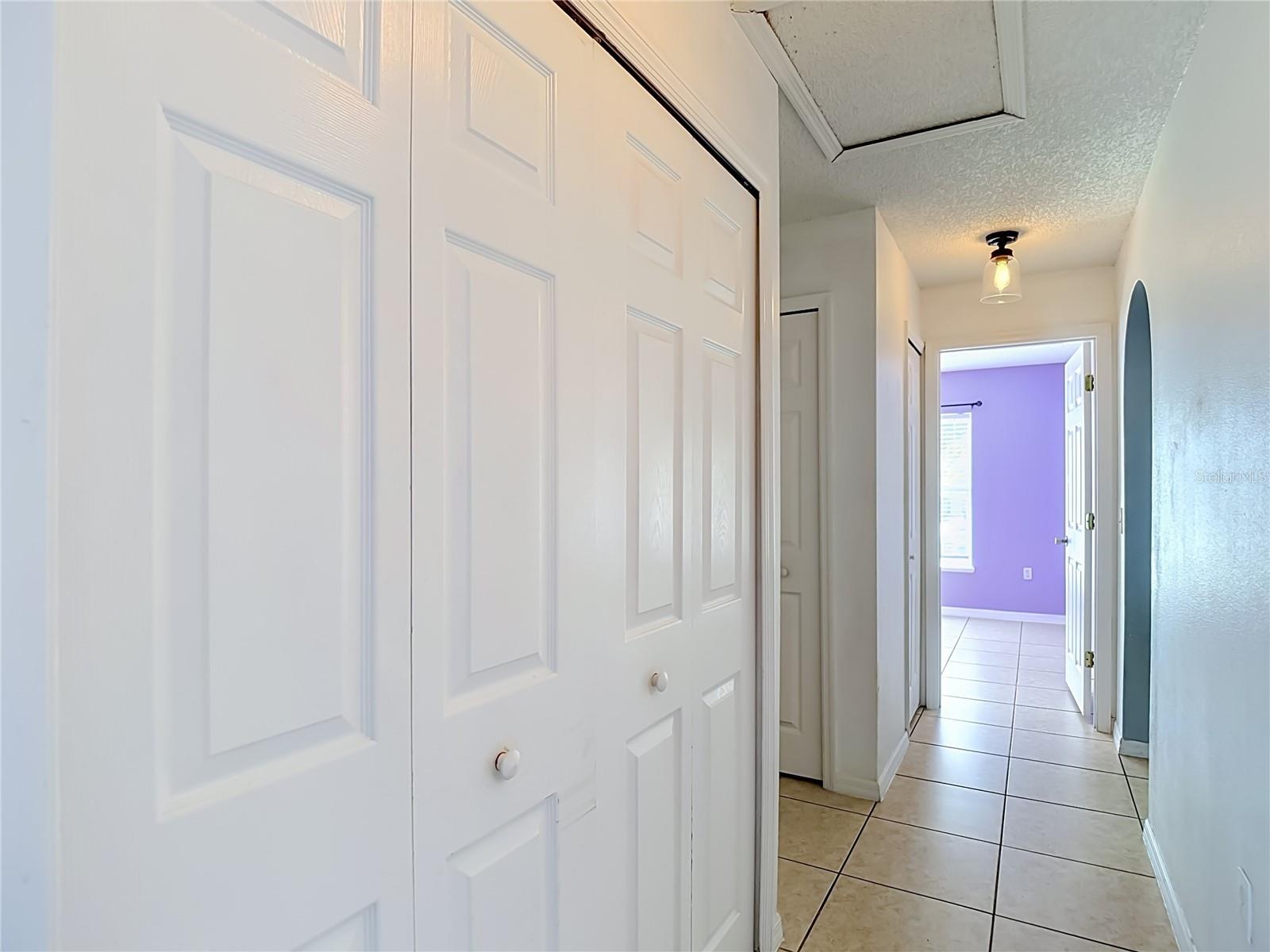 12730 KINGS LAKE DR