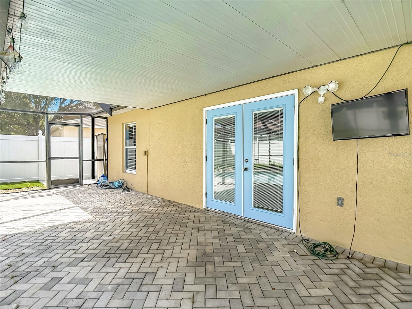 12730 KINGS LAKE DR