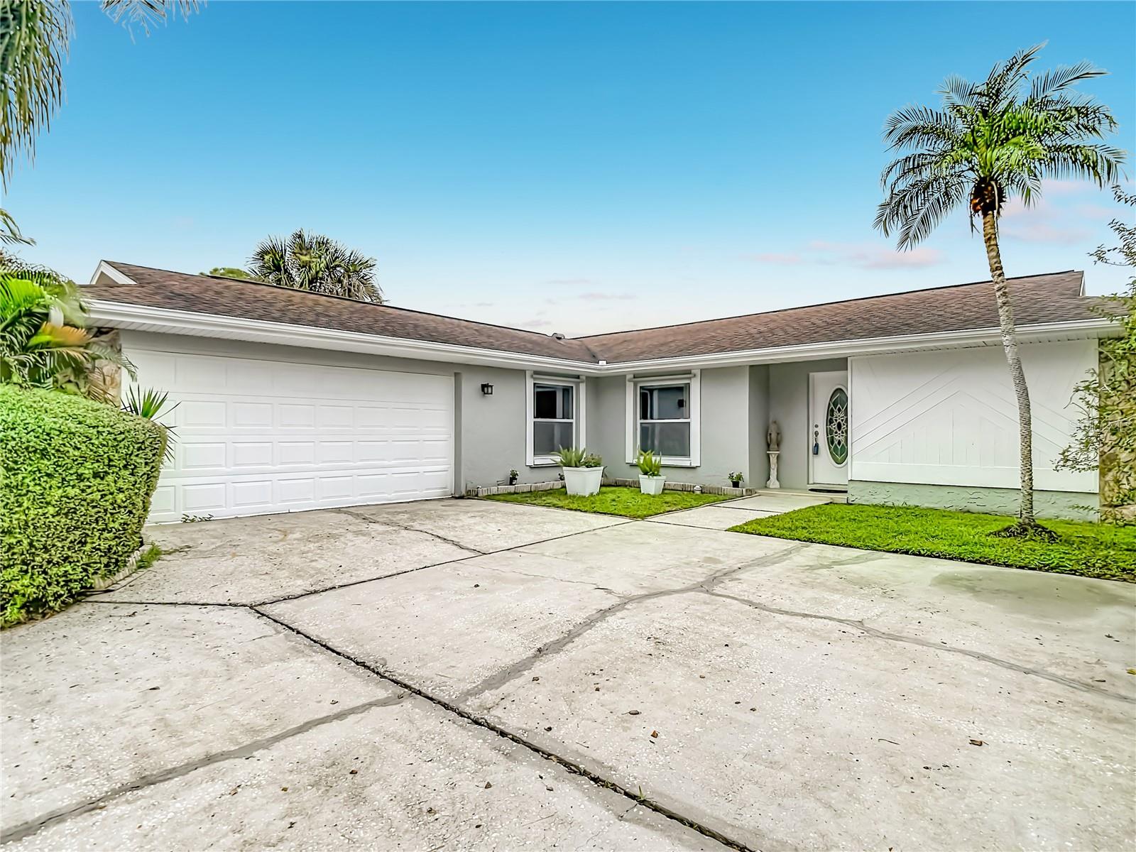 5118 BRYNN MAWR DR