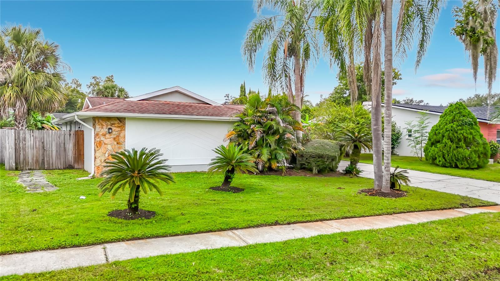 5118 BRYNN MAWR DR