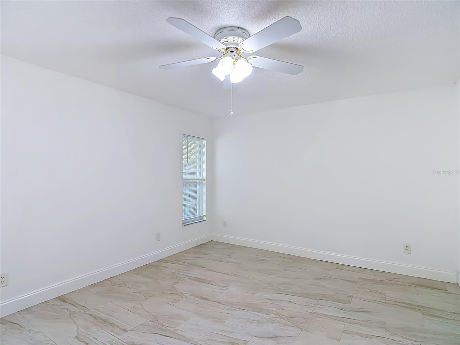 5118 BRYNN MAWR DR
