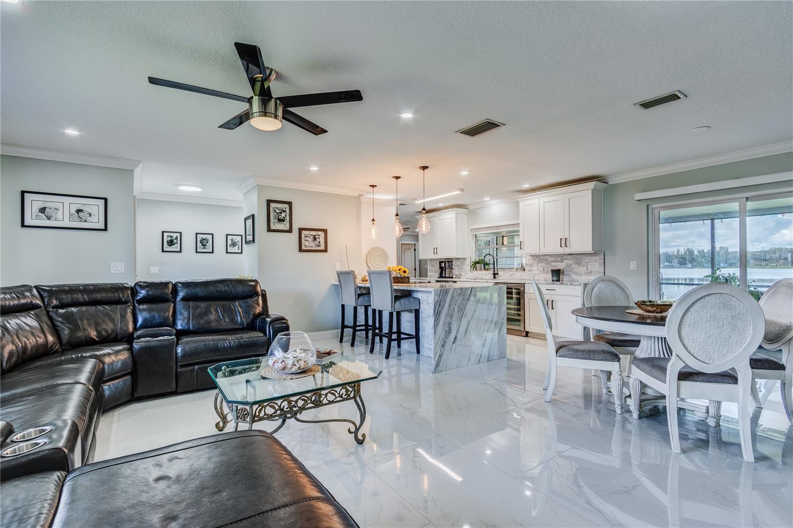 2963 LAKE SAXON DR