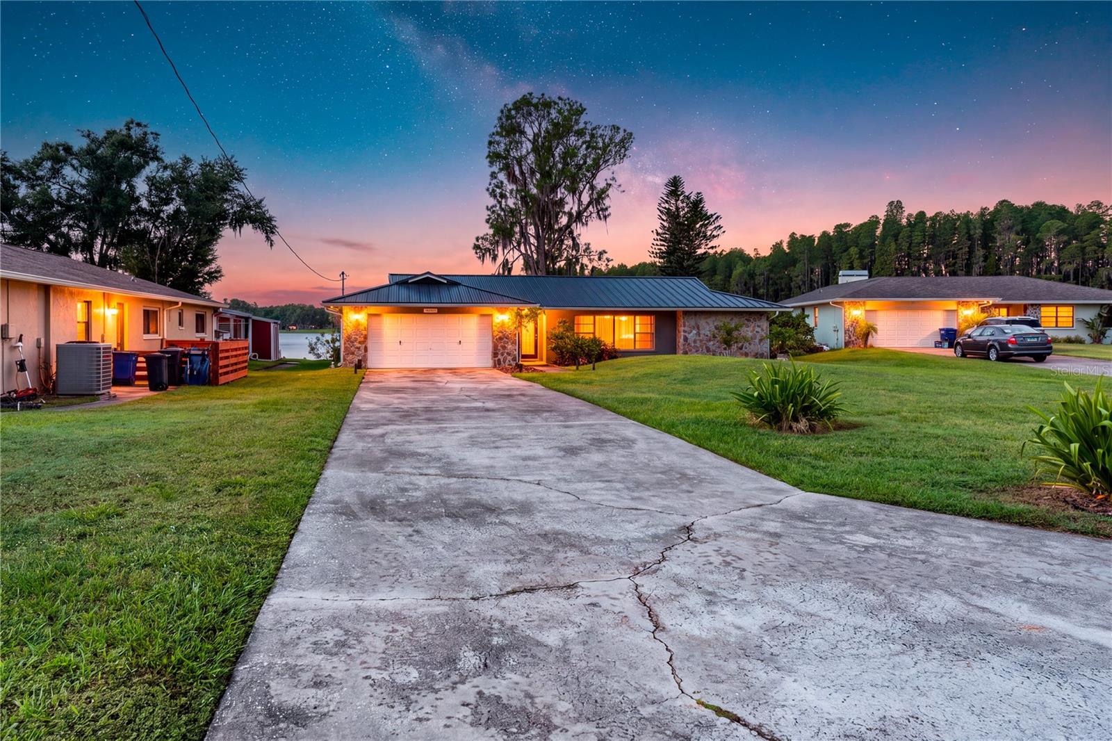 2963 LAKE SAXON DR