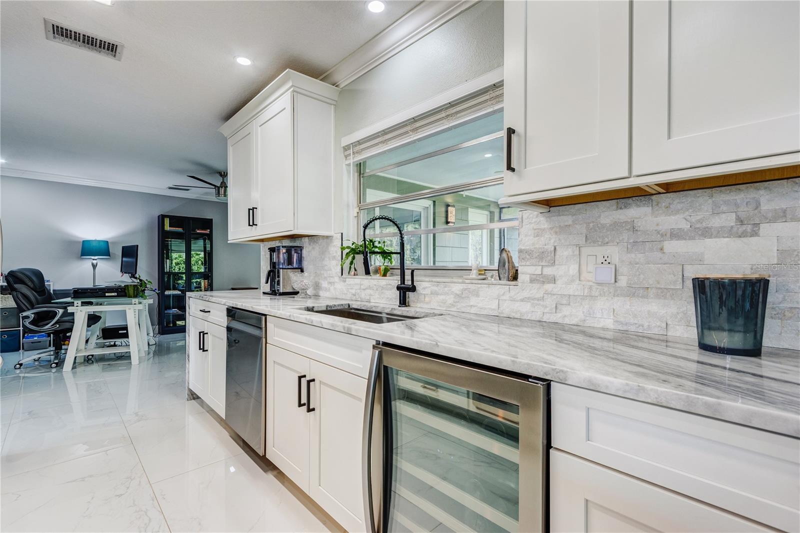 2963 LAKE SAXON DR