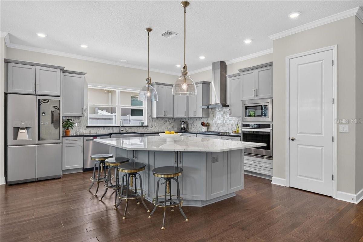 1553 RIVER DEE LN