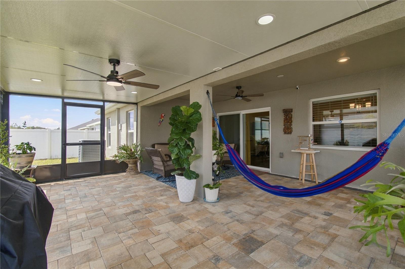 6884 ABBYWOOD LN