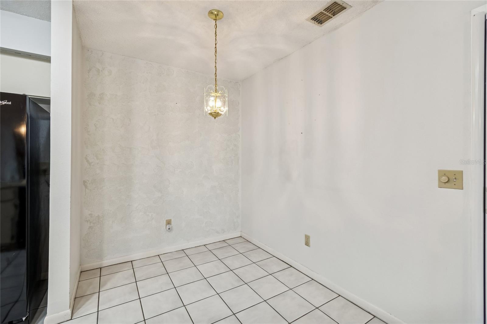23227 CLUB VILLAS DR #38