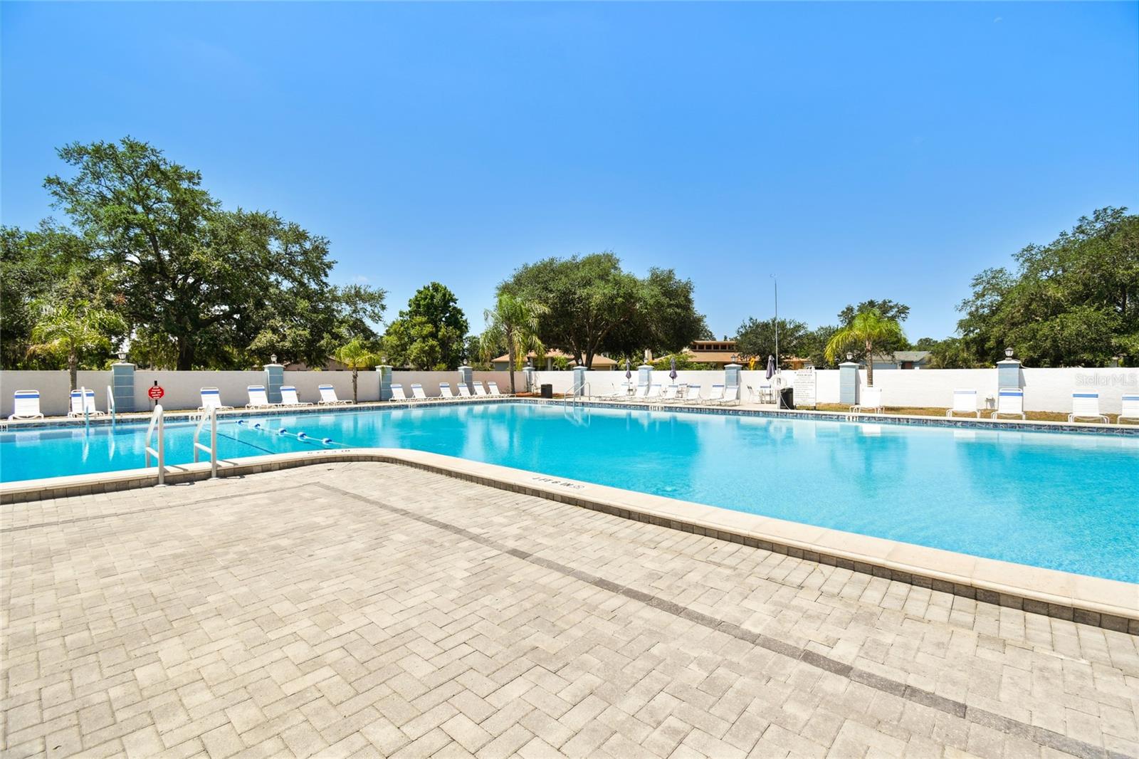 23227 CLUB VILLAS DR #38