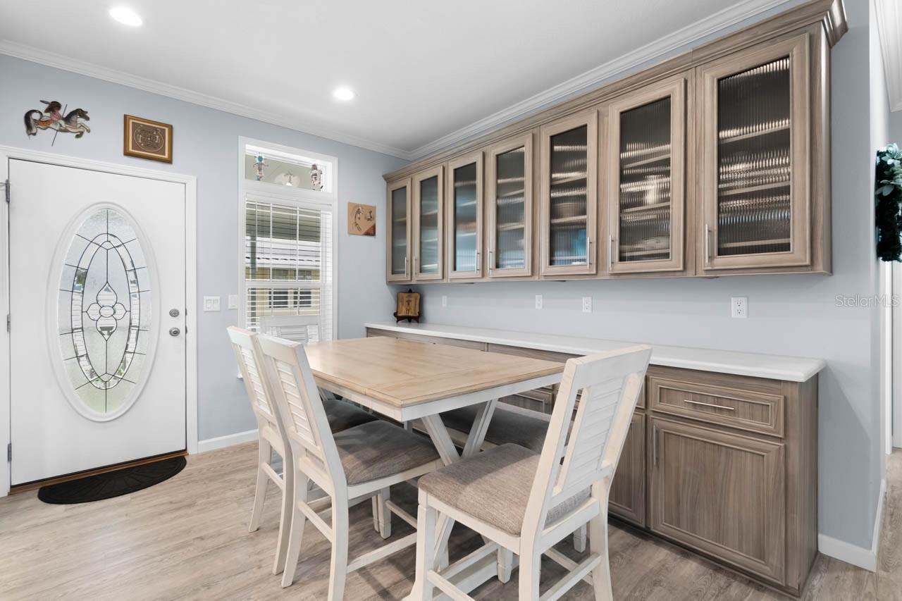 102 E SAINT LUCIA LOOP