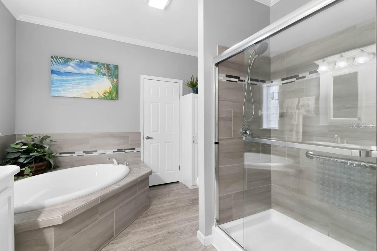 102 E SAINT LUCIA LOOP