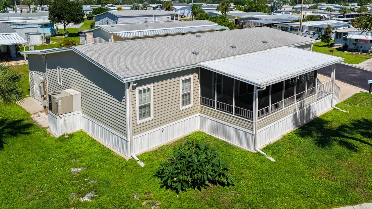 102 E SAINT LUCIA LOOP