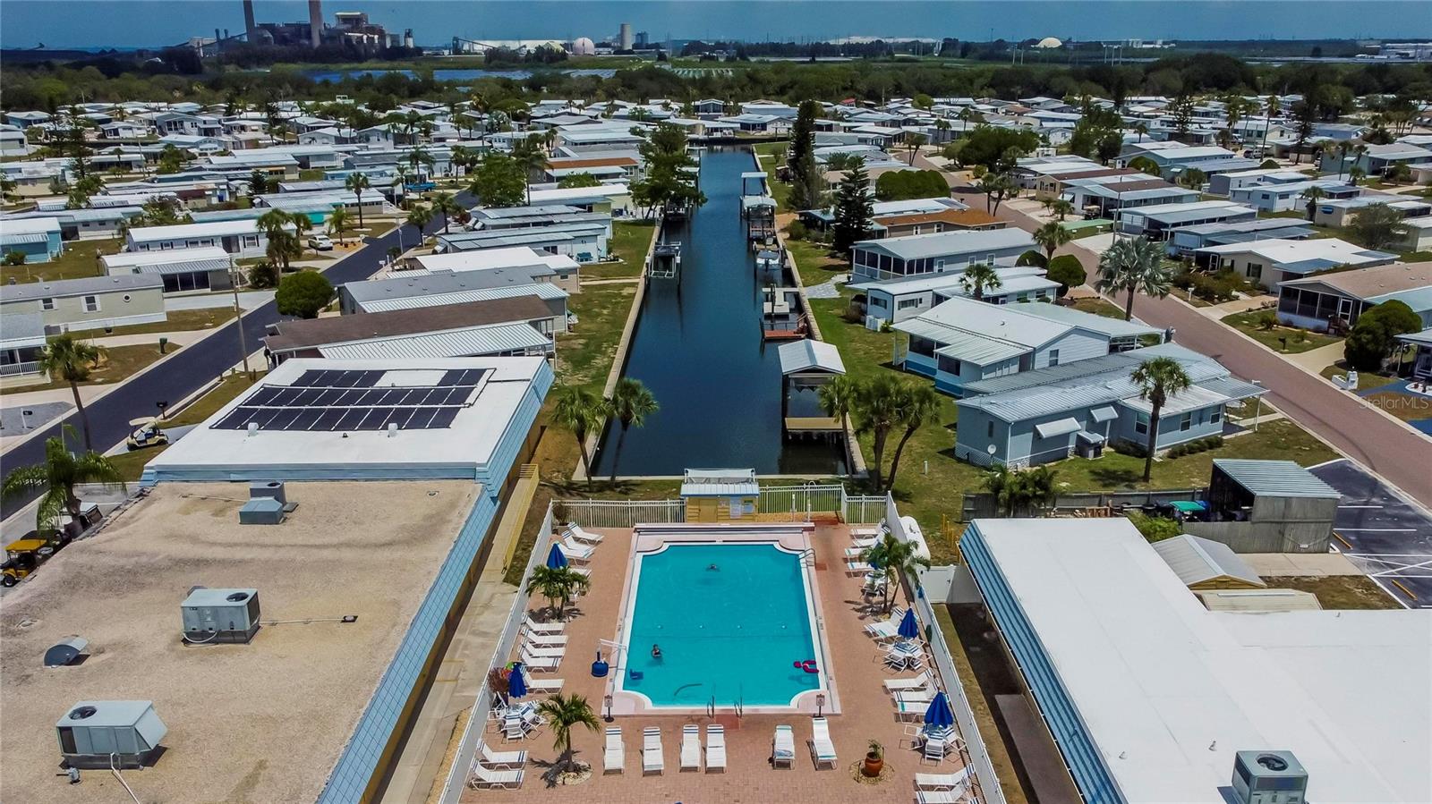 102 E SAINT LUCIA LOOP