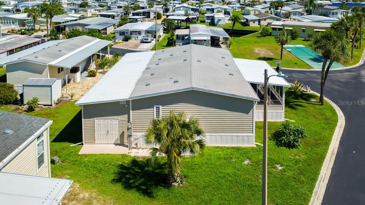 102 E SAINT LUCIA LOOP
