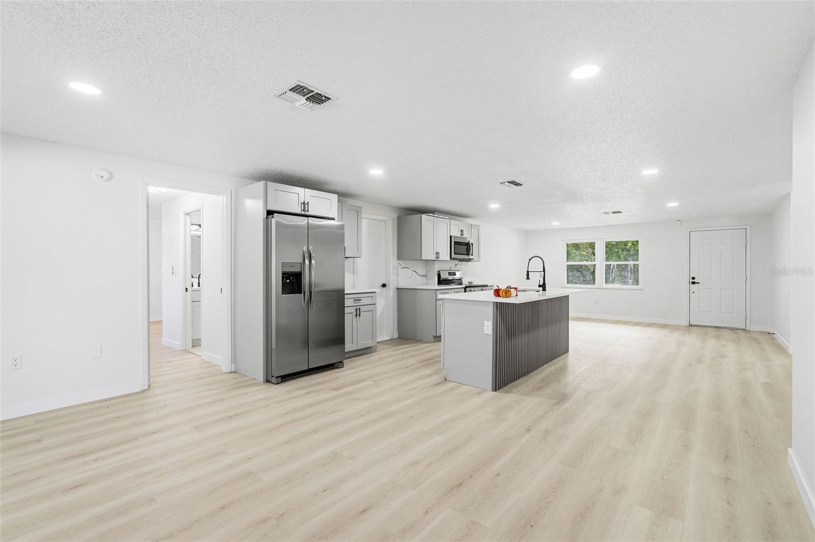 8525 BRIAR PATCH DR