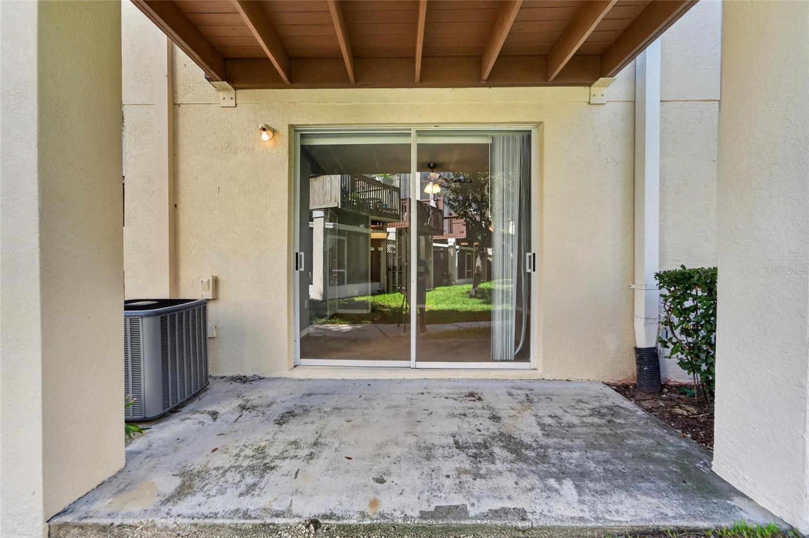3186 BAYSHORE OAKS DR