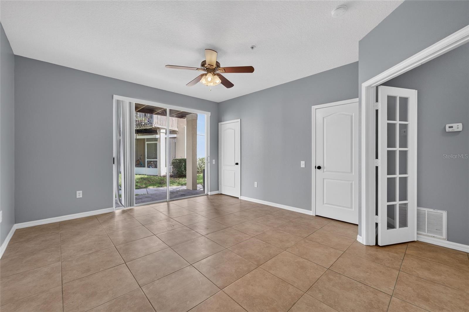 3186 BAYSHORE OAKS DR