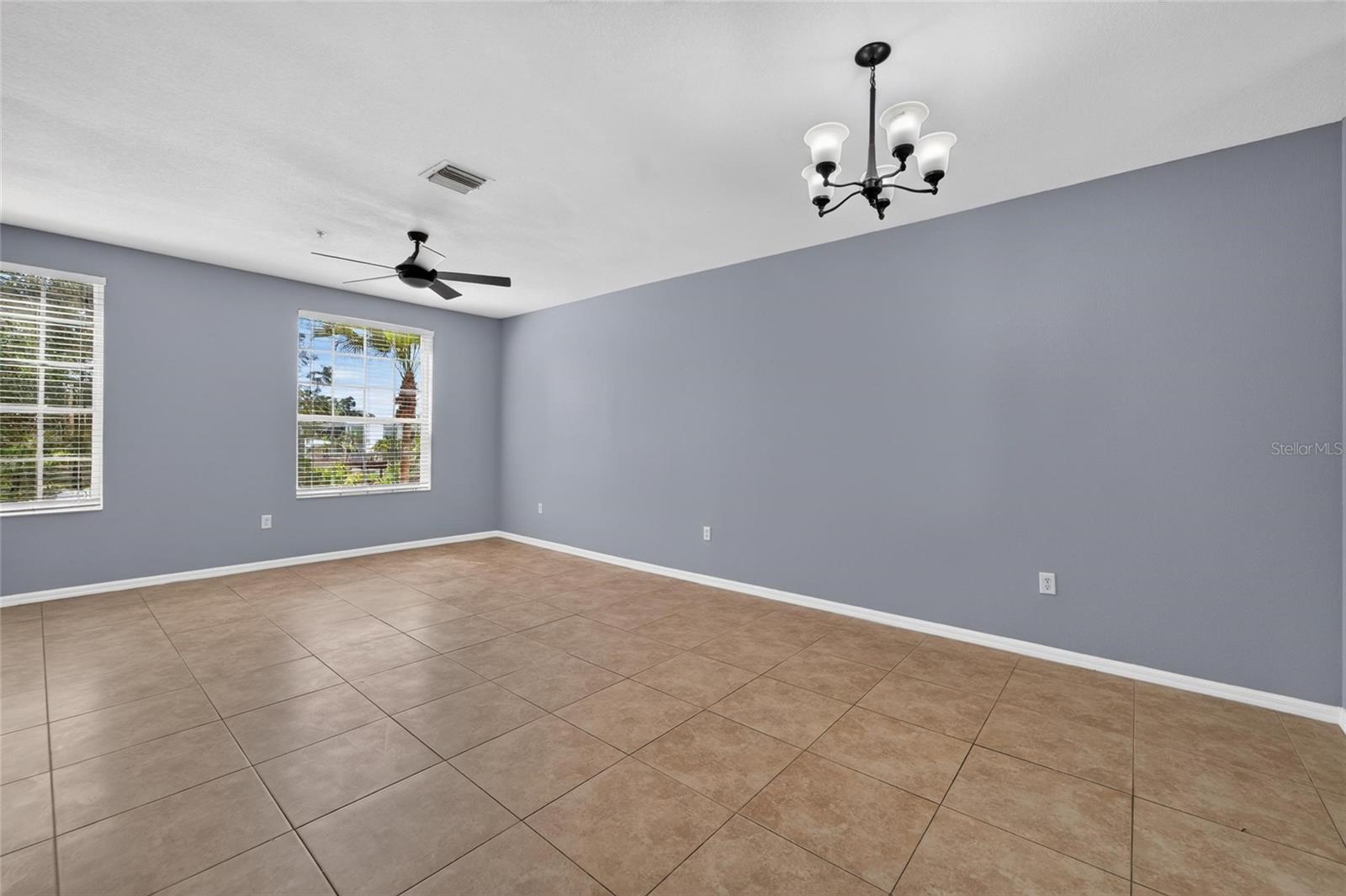 3186 BAYSHORE OAKS DR